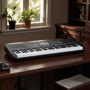 Digital piano, 61 keys, 85 × 28 × 12 cm