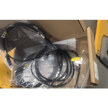 Elektromobiļu uzlādes staciju uzstādīšanas risinājums AlphaESS SMILE, divu kolonnu