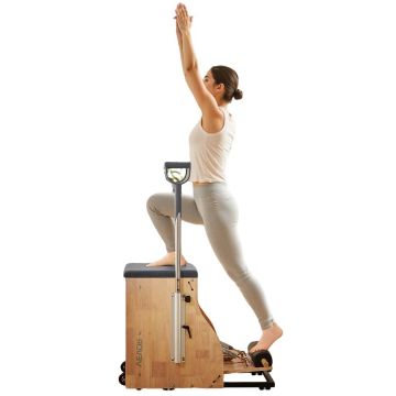 Pilates krēsls ar diviem pedāļu rokturiem, gumijkoka rāmis